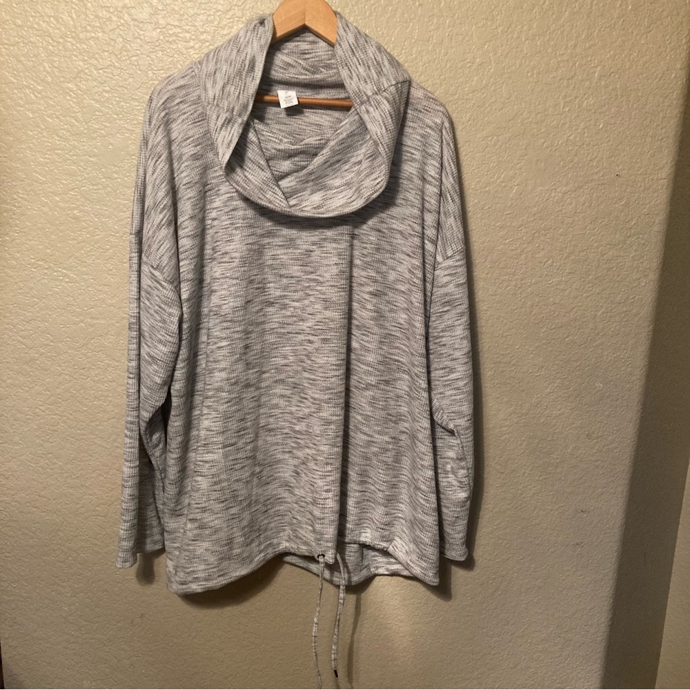 Livi activewear casual cow neck gray heathered sweater pullover Women’s 26/28